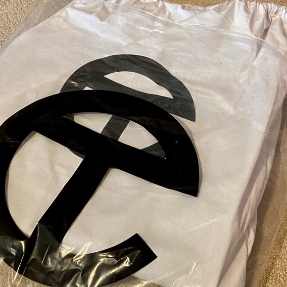 Telfar - Dark Olive BNWT, large - Picture 10 of 13